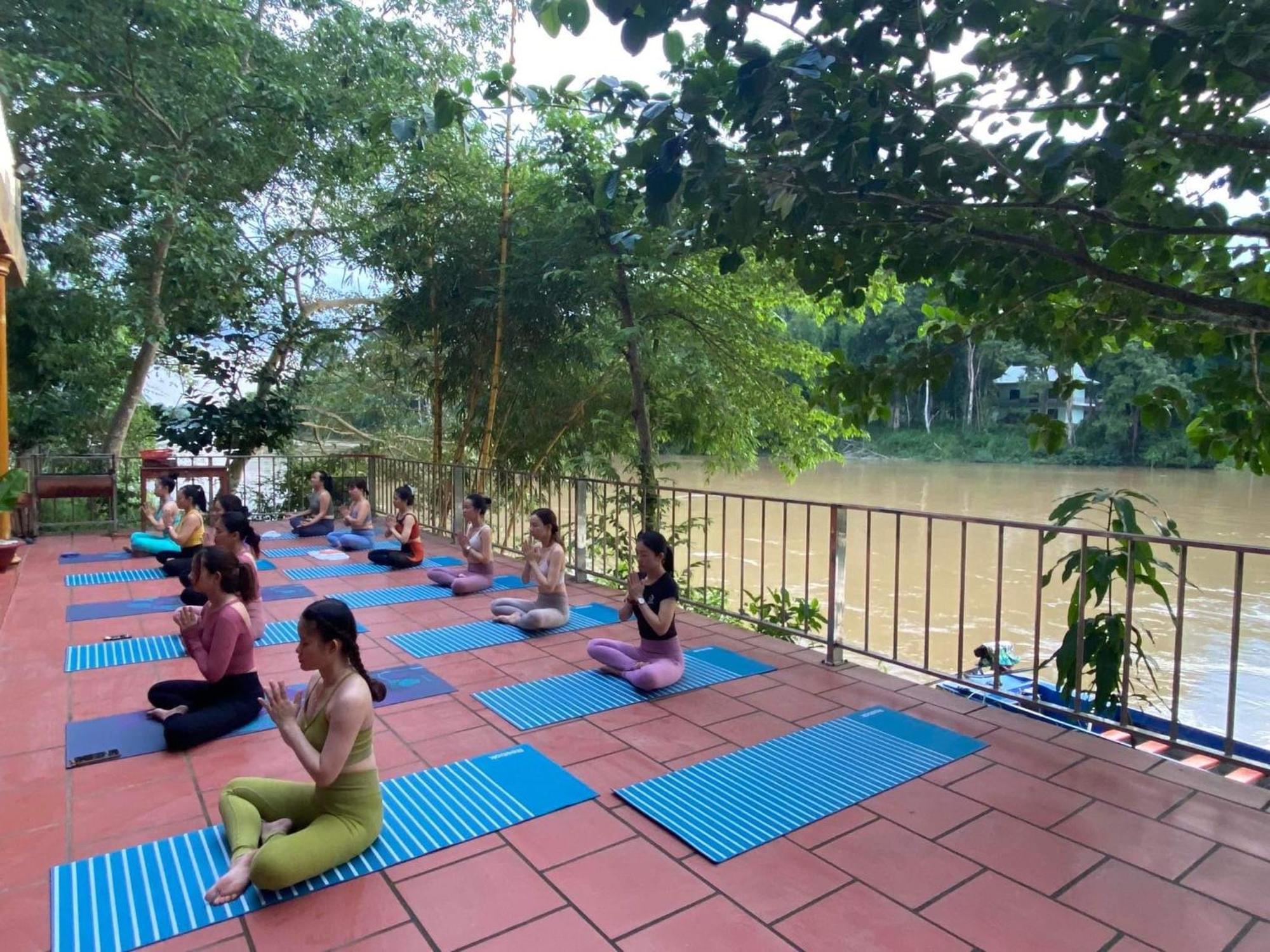 Cat Tien Riverside Bagian luar foto