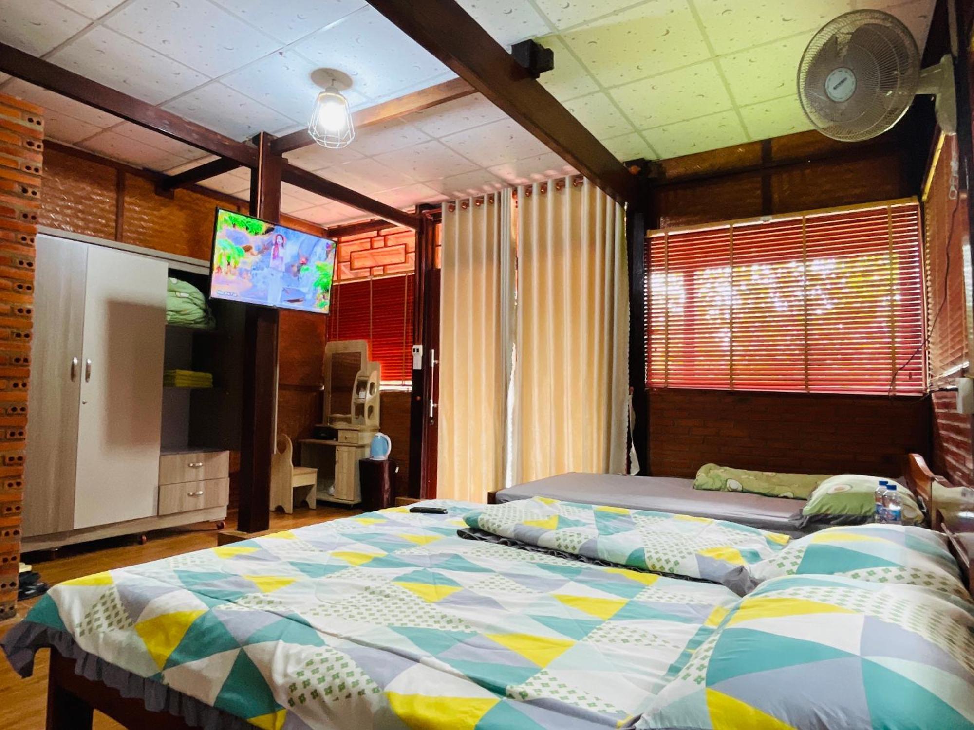 Cat Tien Riverside Bagian luar foto